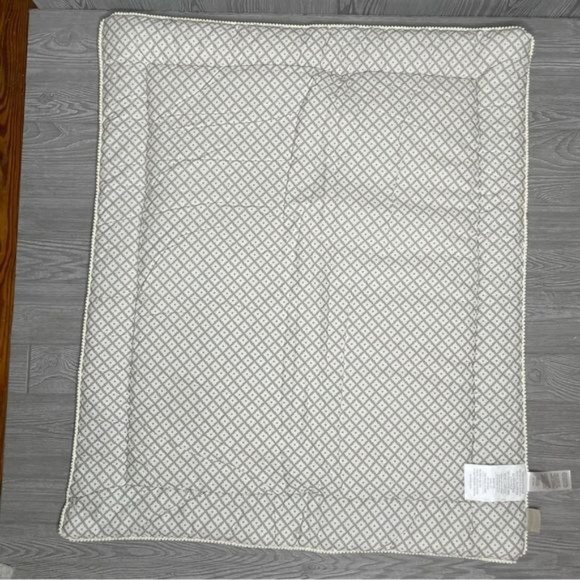 Levtex Baby® Night Owl 3 Piece Crib Bedding Set in Grey plush , blanket , skirt - Picture 5 of 5